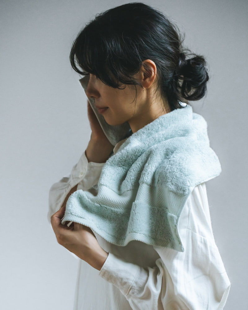 LOTUS フェイスタオル1