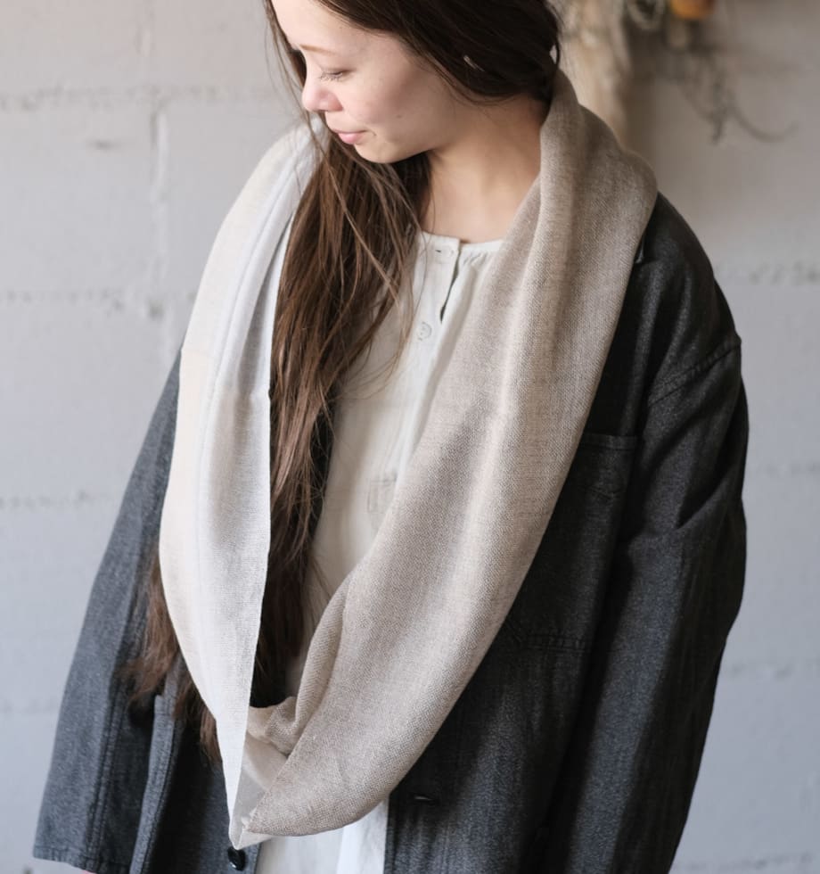 『ウール混 ライトスヌード』ベージュ3