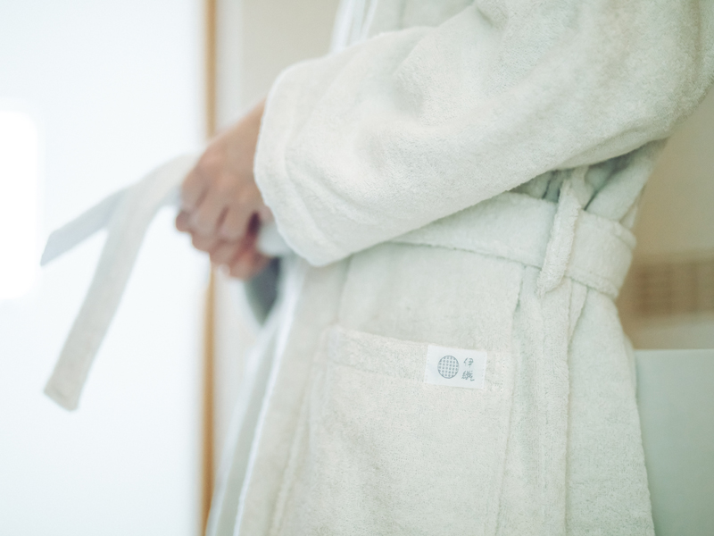 伊織のウェアバスローブN9