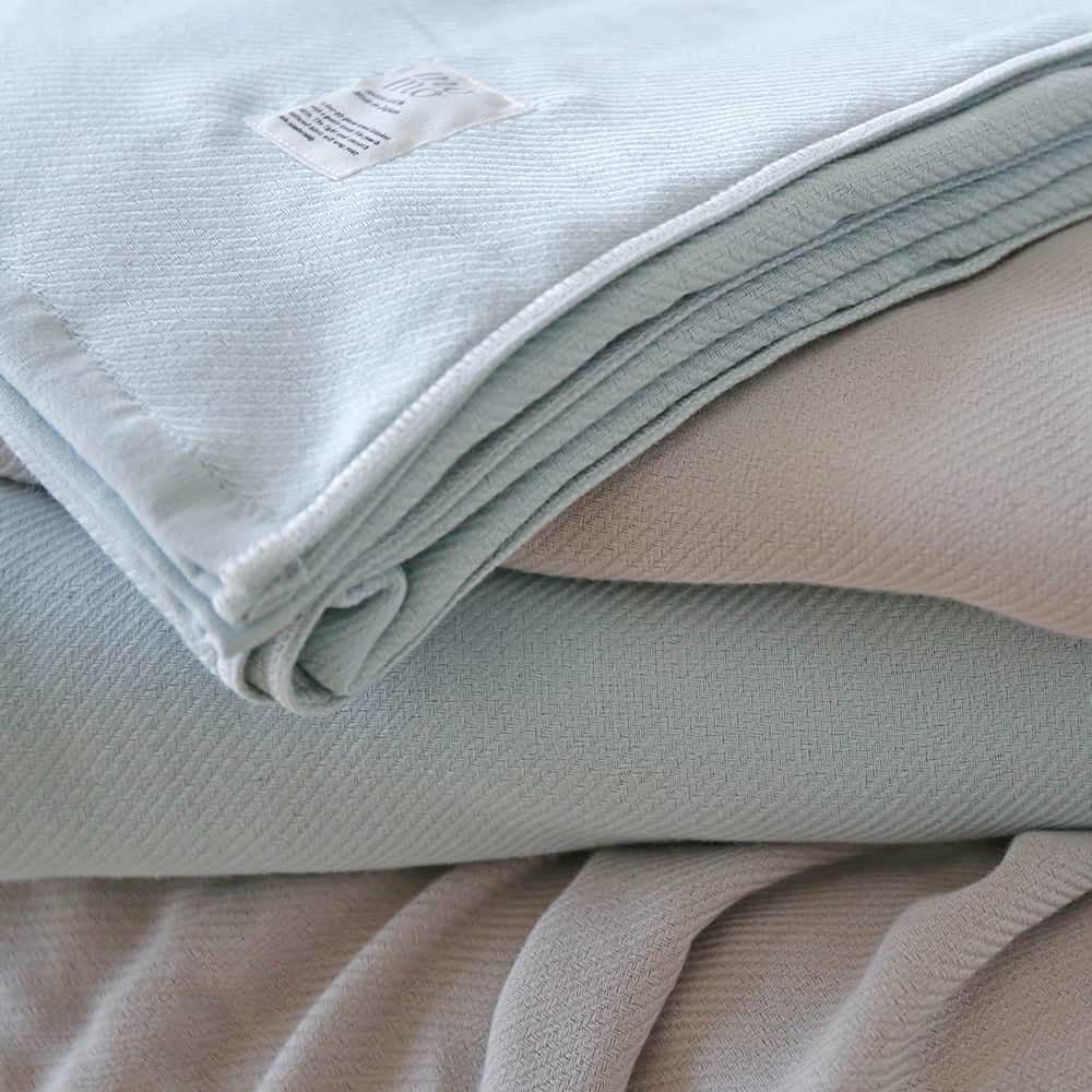 momo-モモ』ブランケット ハーフ | 今治タオル取り扱い専門店「伊織